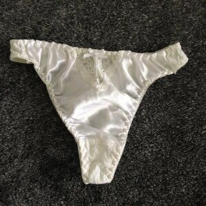 White thong, size extra small